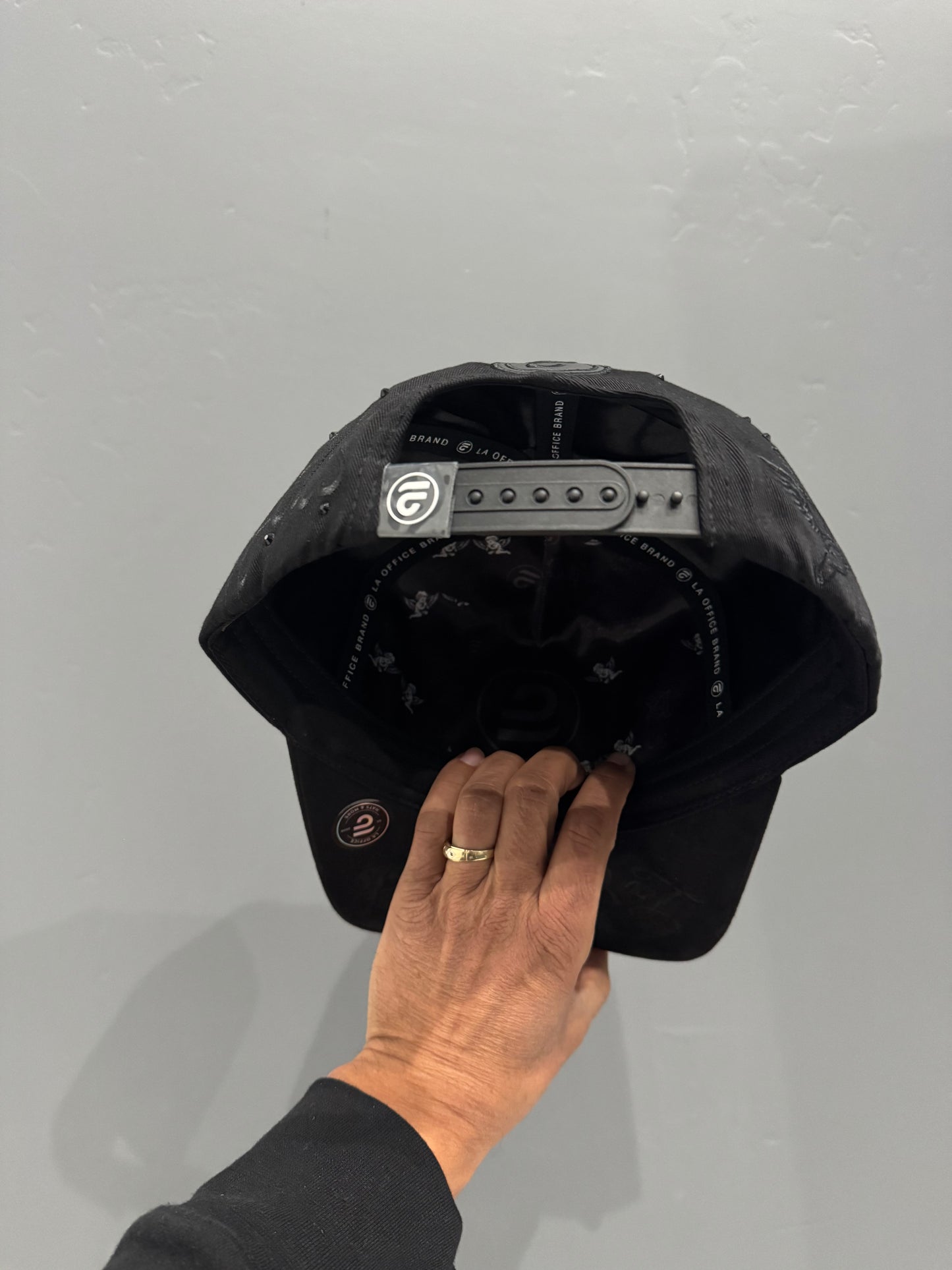 Hat LA Black on Black Crystals