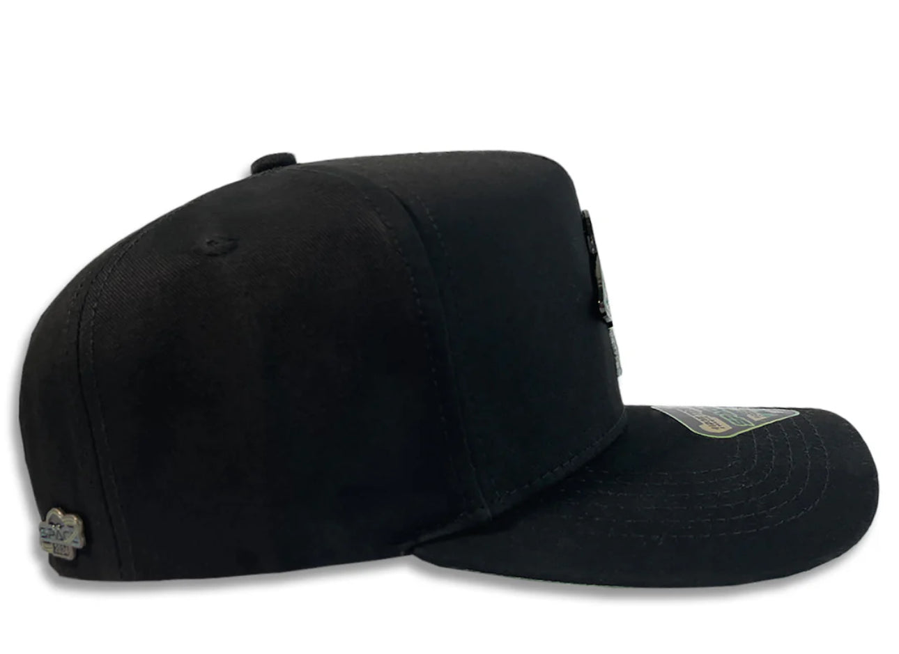 Gorra OVNI Black
