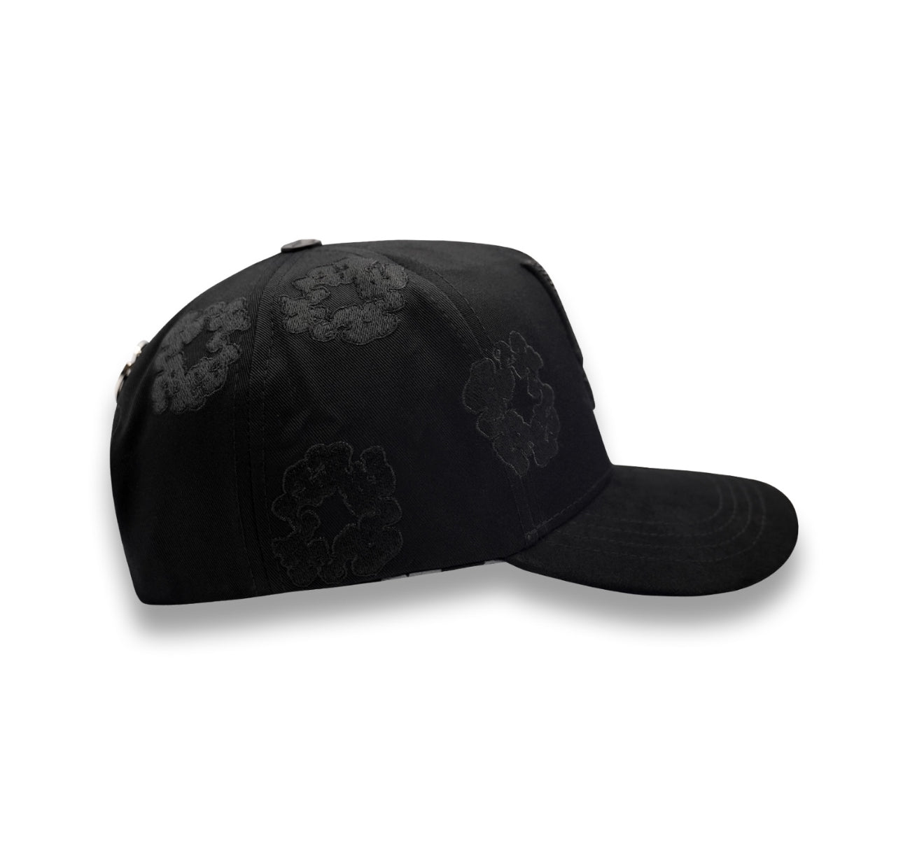 LA Nubes Black on Black Crystals