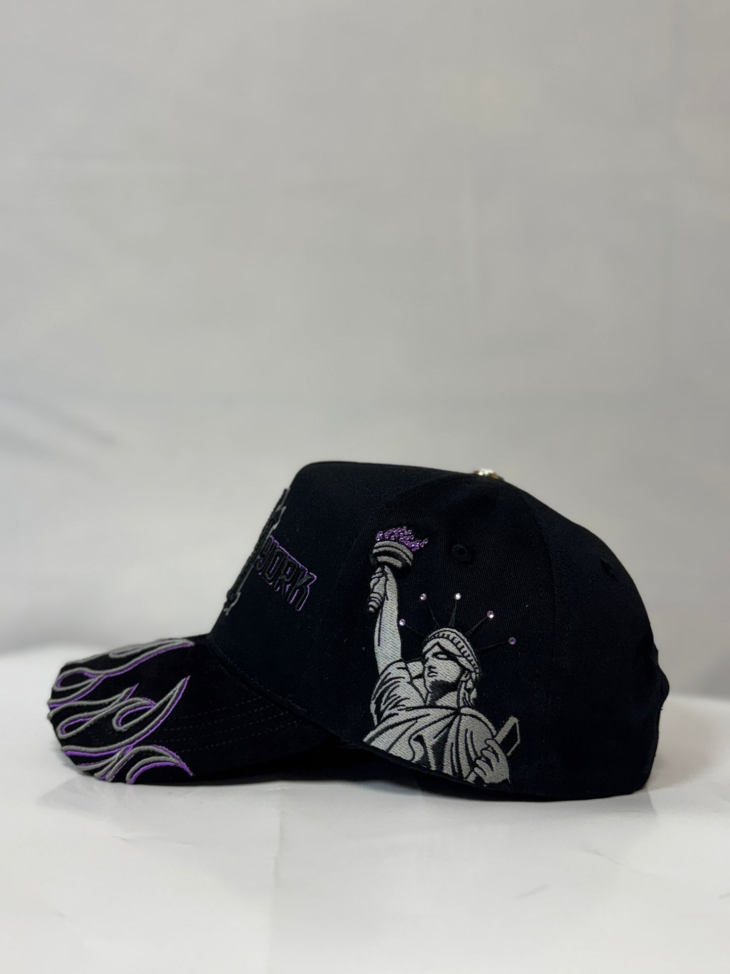 Hat NY Black Purple Crystals