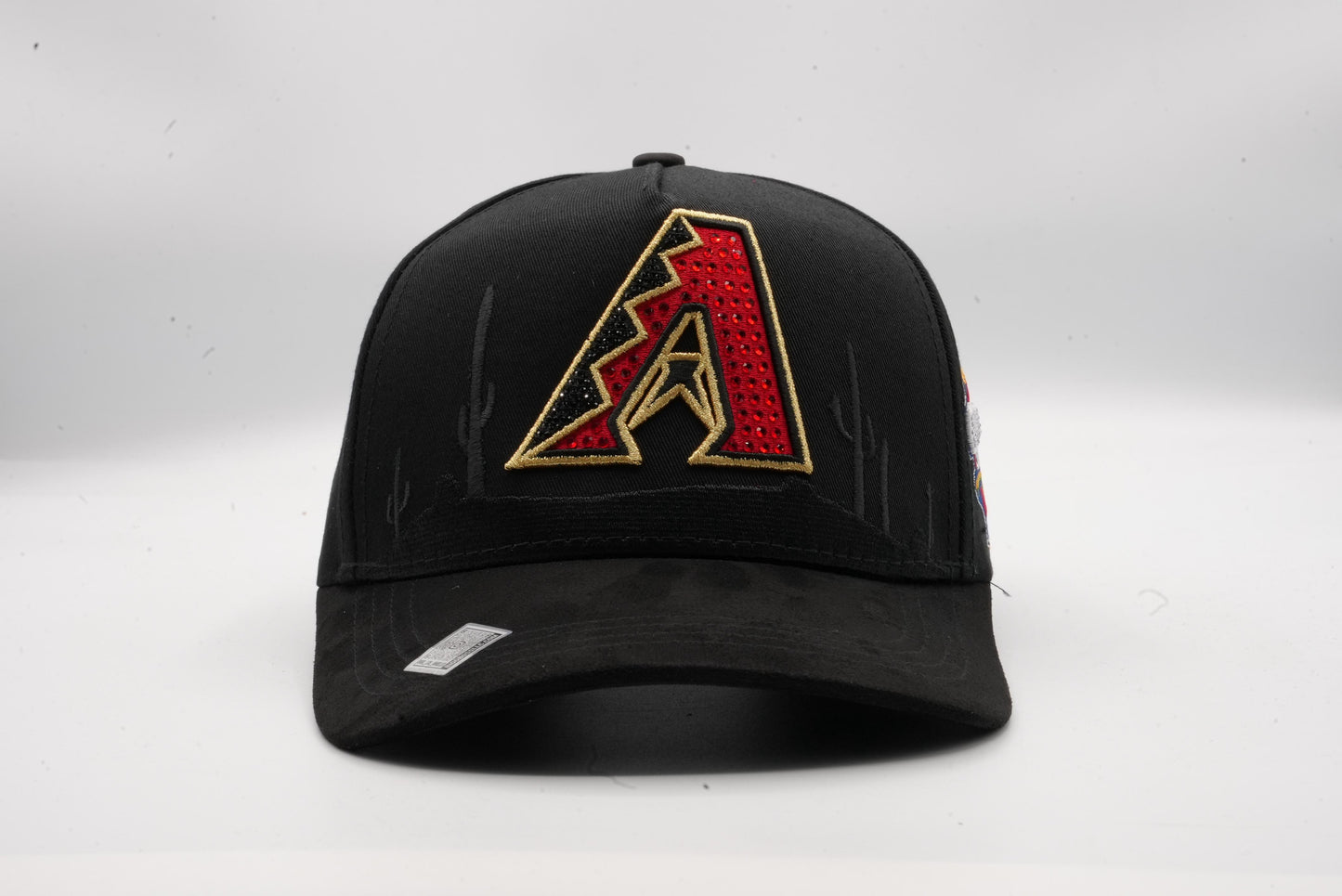 Hat Arizona Black Red Crystals