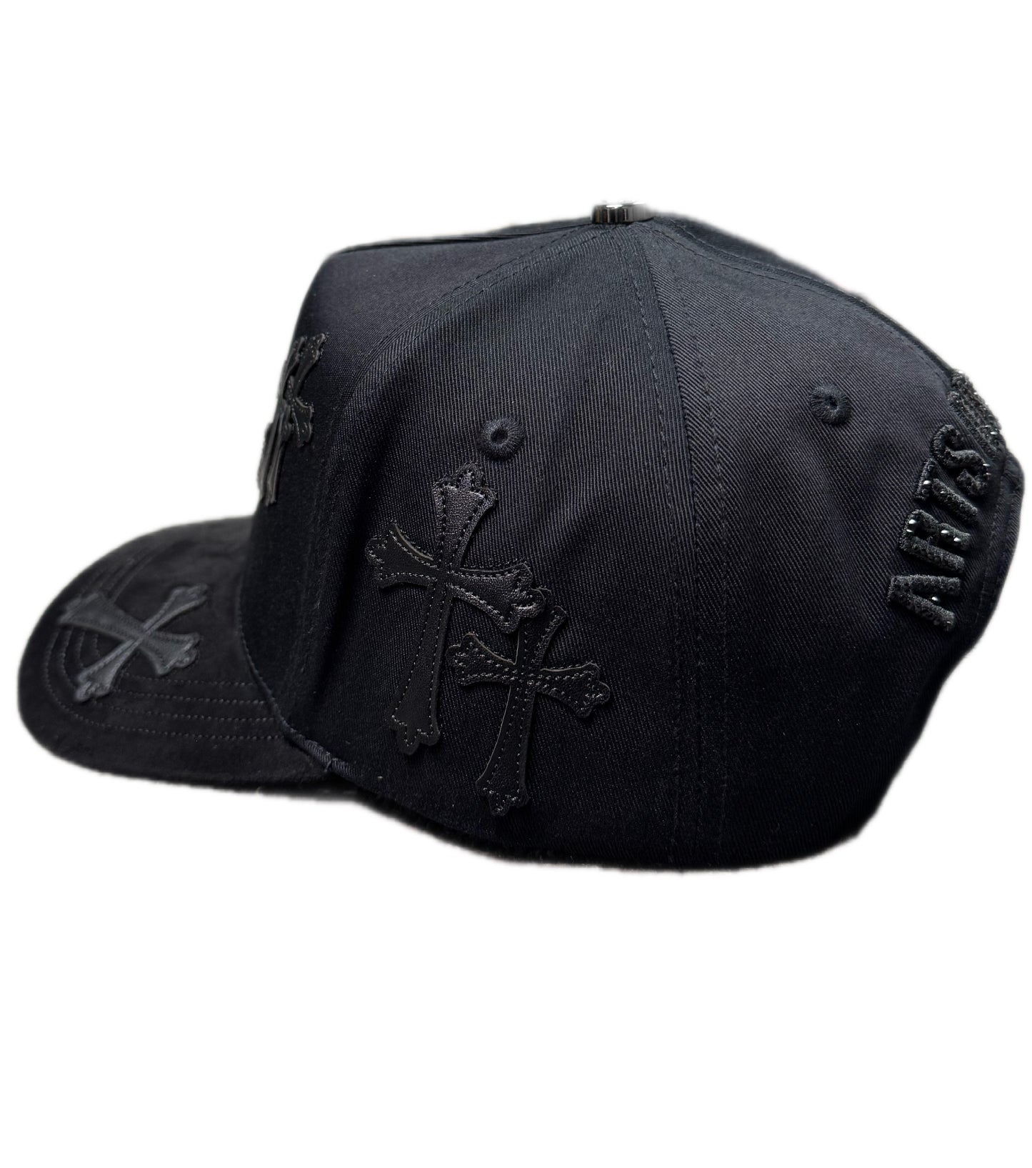 LA Crosses Total BLK Crystals